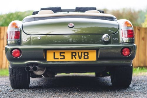 1994 MG RV8 In vendita (immagine 5 di 133)