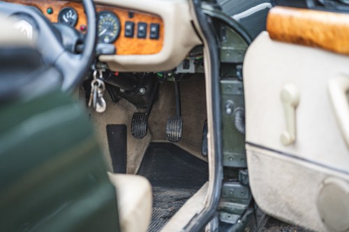 1994 MG RV8 In vendita (immagine 46 di 133)