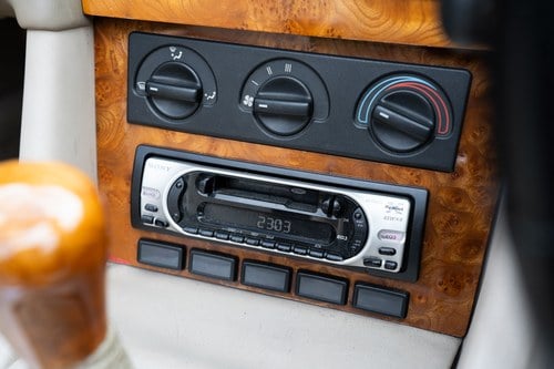 1995 MG RV8 Te koop (foto 59 van 203)