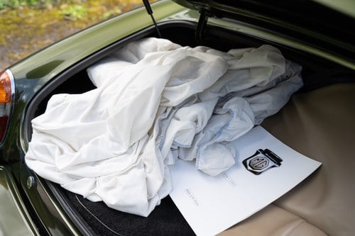 1995 MG RV8 Te koop (foto 186 van 203)