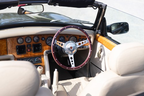 1995 MG RV8 En venta (imagen 21 de 148)