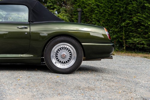 1995 MG RV8 En venta (imagen 18 de 148)