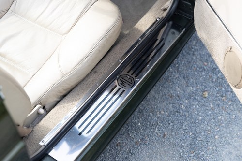 1995 MG RV8 En venta (imagen 37 de 148)