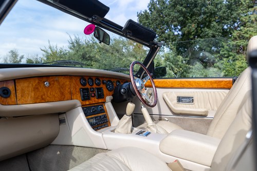 1995 MG RV8 En venta (imagen 22 de 148)