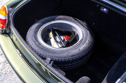 1995 MG RV8 En venta (imagen 44 de 148)