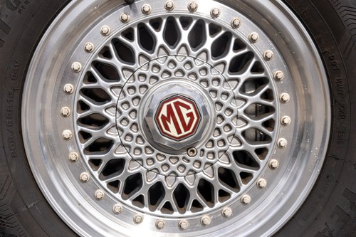 1995 MG RV8 En venta (imagen 57 de 148)