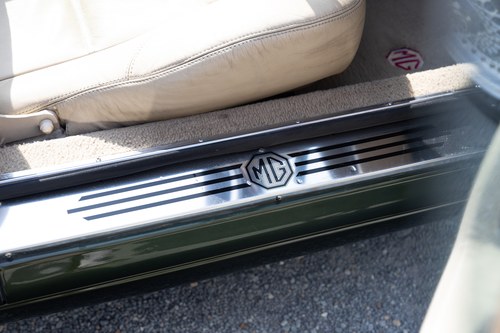 1995 MG RV8 En venta (imagen 41 de 148)