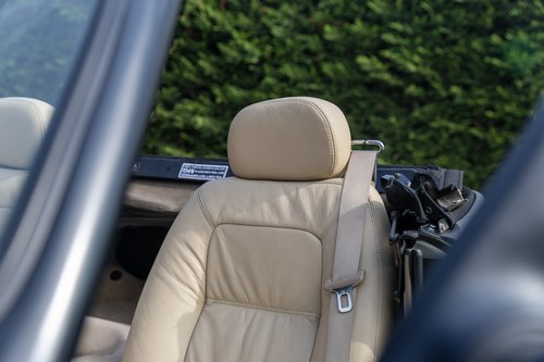 1995 MG RV8 En venta (imagen 26 de 148)