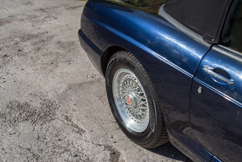 1996 MG RV8 à vendre (picture 147 of 239)