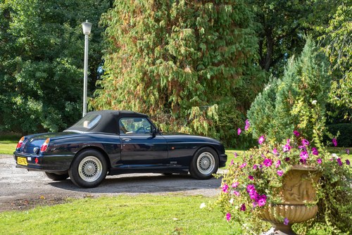 1996 MG RV8 à vendre (picture 27 of 239)