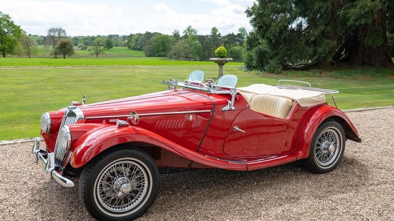 1954 MG TF 1500 For Sale (picture 1 of 131)