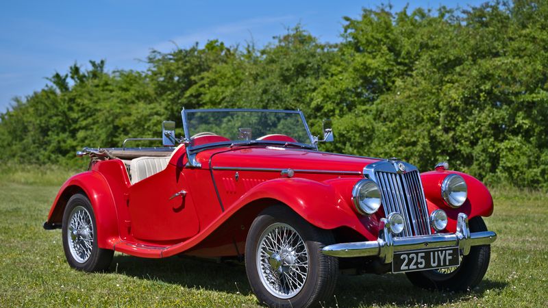 1954 MG TF Roadster For Sale (picture 1 of 145)