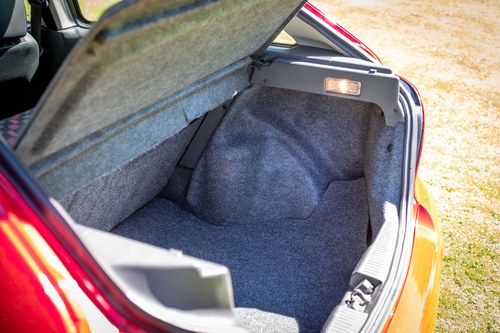 2001 MG ZR Te koop (foto 87 van 206)