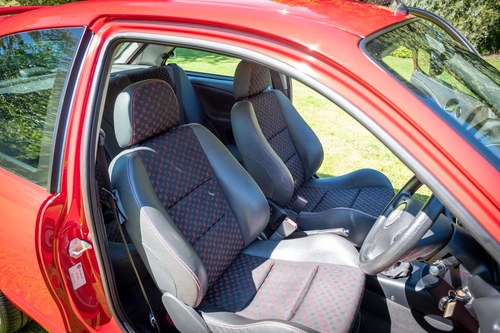 2001 MG ZR Te koop (foto 34 van 206)