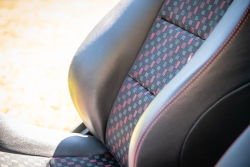 2001 MG ZR Te koop (foto 43 van 206)