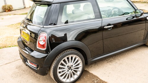 2012 Mini Cooper S Inspired by Goodwood For Sale (picture 91 of 143)