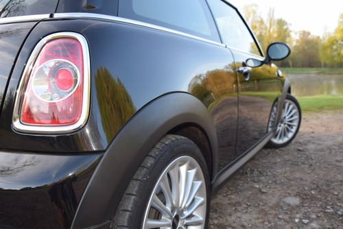 2013 Mini Cooper S Inspired by Goodwood à venda (imagem 96 de 125)