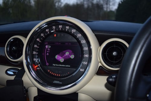 2013 Mini Cooper S Inspired by Goodwood à venda (imagem 31 de 125)