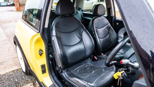 2004 Mini Cooper S JCW In vendita (immagine 42 di 122)