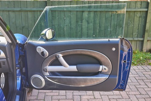 NO RESERVE - 2003 Mini Cooper S (R53) Te koop (foto 39 van 169)