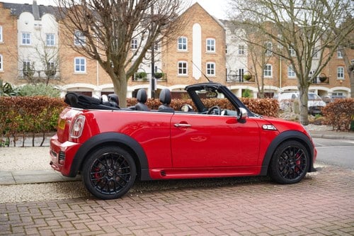 2010 MINI John Cooper Works Cabriolet For Sale (picture 10 of 94)