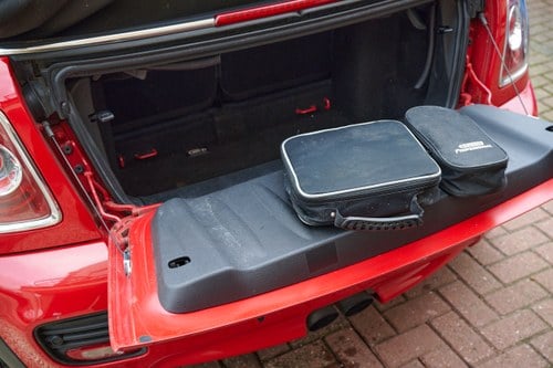 2010 MINI John Cooper Works Cabriolet For Sale (picture 52 of 94)