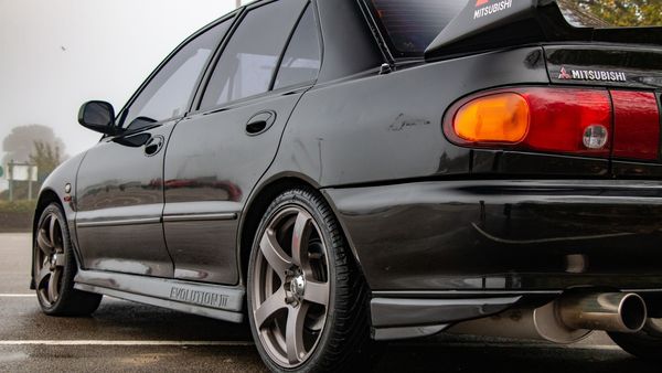 1994 Mitsubishi Evoloution ll GSR For Sale (picture :index of 69)
