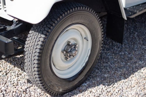 1981 Mitsubishi Jeep J24 zum Verkauf (Bild 86 von 166)