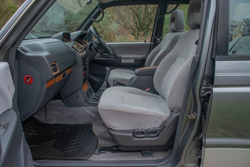 1998 Mitsubishi Shogun GLS LWB 7-Seater For Sale (picture 31 of 108)