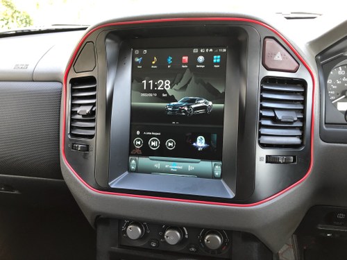 2006 V60 Mitsubishi Shogun Warrior Te koop (foto 41 van 89)