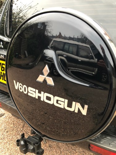 2006 V60 Mitsubishi Shogun Warrior Te koop (foto 84 van 89)