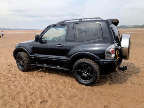 2006 V60 Mitsubishi Shogun Warrior Te koop (foto 23 van 89)