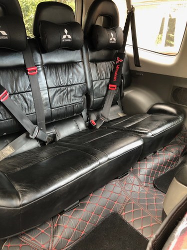 2006 V60 Mitsubishi Shogun Warrior Te koop (foto 70 van 89)