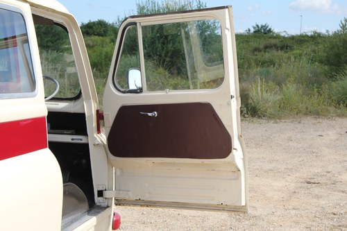 1957 Morris J2 minibus In vendita (immagine 66 di 145)