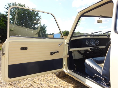 1963 Morris Mini Limo For Sale (picture 18 of 133)