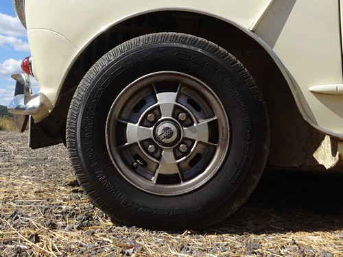 1963 Morris Mini Limo For Sale (picture 16 of 133)