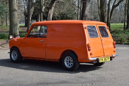 1975 Morris Mini 850 Van For Sale (picture 15 of 121)
