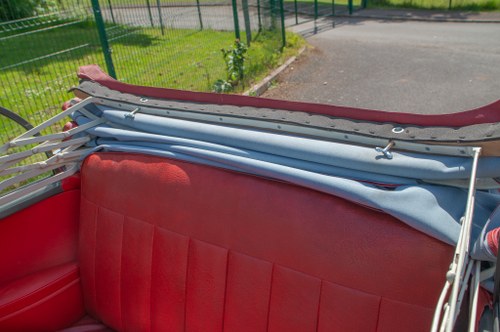 1960 Morris Minor Convertible Te koop (foto 41 van 99)