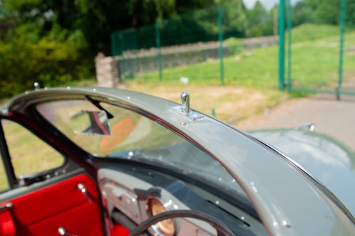 1960 Morris Minor Convertible Te koop (foto 38 van 99)