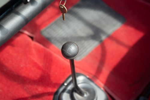 1960 Morris Minor Convertible Te koop (foto 49 van 99)