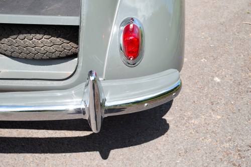 1960 Morris Minor Convertible Te koop (foto 54 van 99)