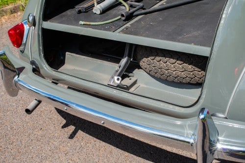 1960 Morris Minor Convertible Te koop (foto 53 van 99)