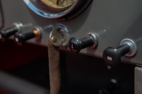 1960 Morris Minor Convertible Te koop (foto 31 van 99)