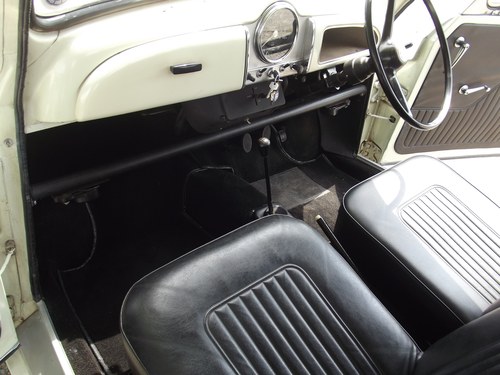 1970 Morris Minor Traveller zum Verkauf (Bild 21 von 36)