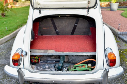 1961 Morris Minor 1000 Four Door Saloon En venta (imagen 40 de 123)