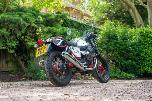 2015 Moto Guzzi V7 Racer In vendita (immagine 11 di 90)