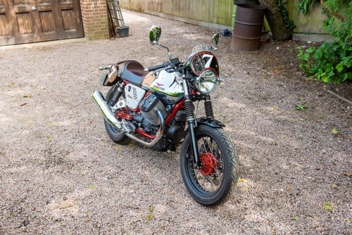 2015 Moto Guzzi V7 Racer In vendita (immagine 15 di 90)