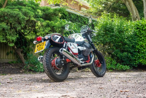 2015 Moto Guzzi V7 Racer In vendita (immagine 12 di 90)