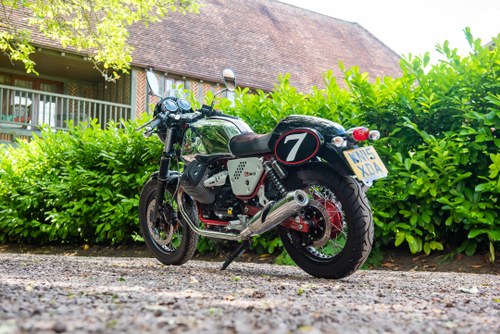 2015 Moto Guzzi V7 Racer In vendita (immagine 7 di 90)
