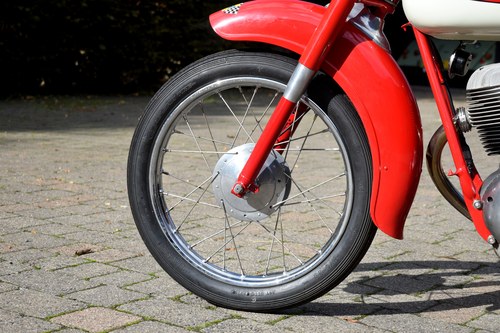 NO RESERVE - 1960 MV Agusta 125 TRA Centomila Te koop (foto 21 van 95)